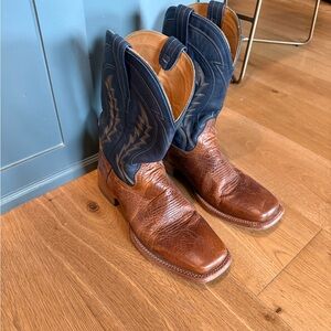 Tecovas Two-Tone Western Boots in Brown & Navy